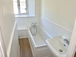 Photo 15- click for photo gallery